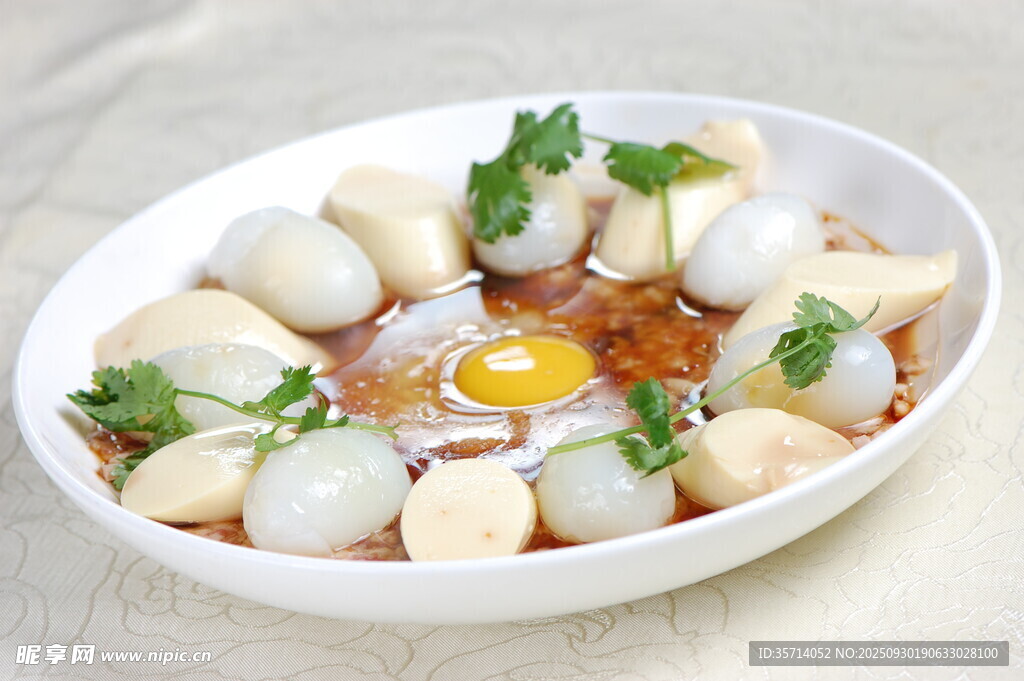 日式温泉蛋豆腐料理