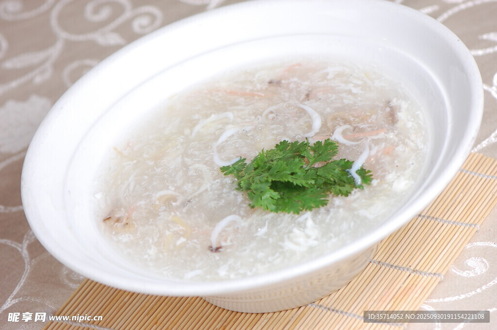 美味虾仁萝卜丝汤