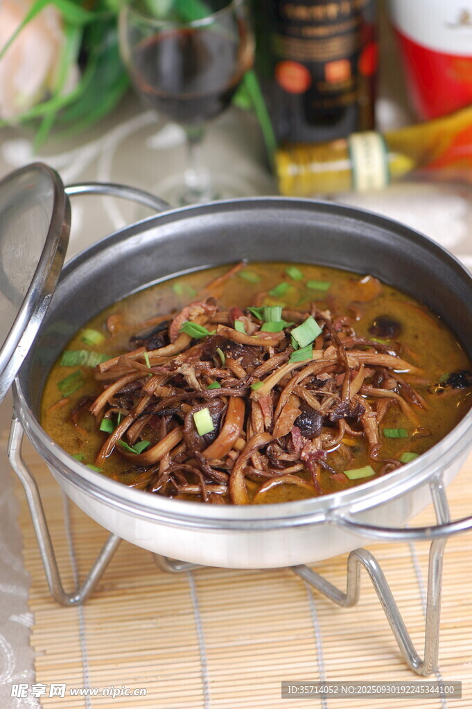 美味牛杂锅