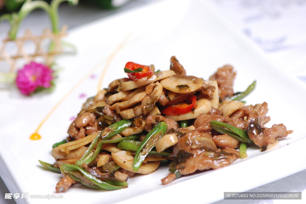 尖椒炒肉丝