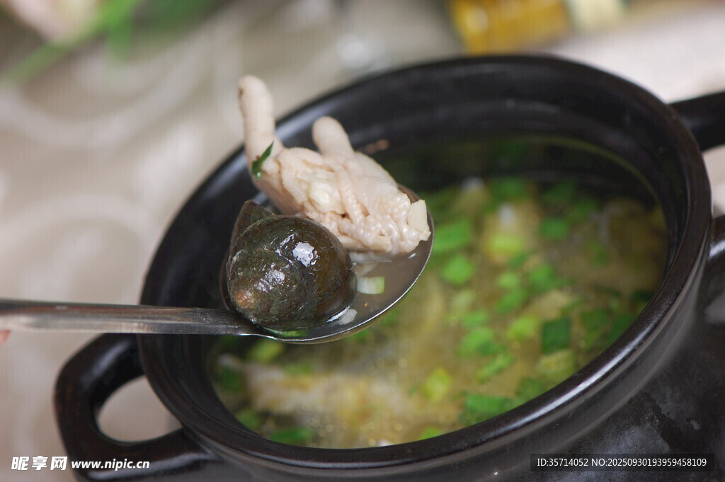 豌豆瘦肉汤营养美味诱人