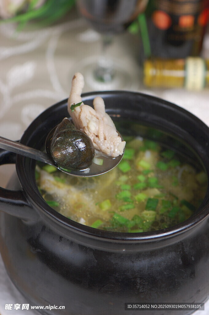 豌豆排骨汤营养美味佳肴