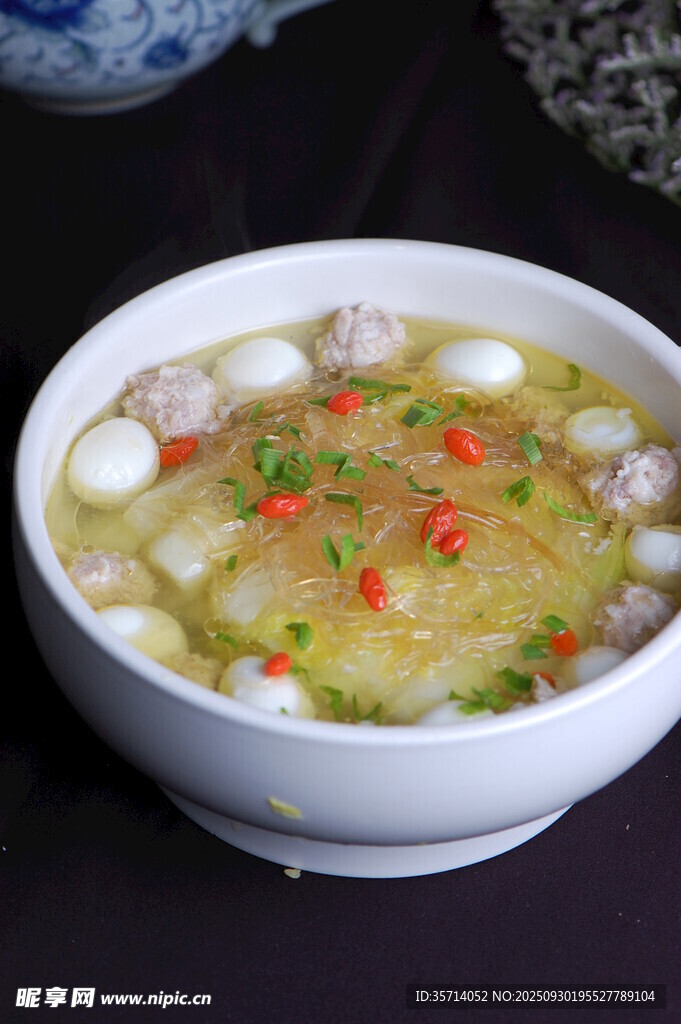鲜美鱼丸汤
