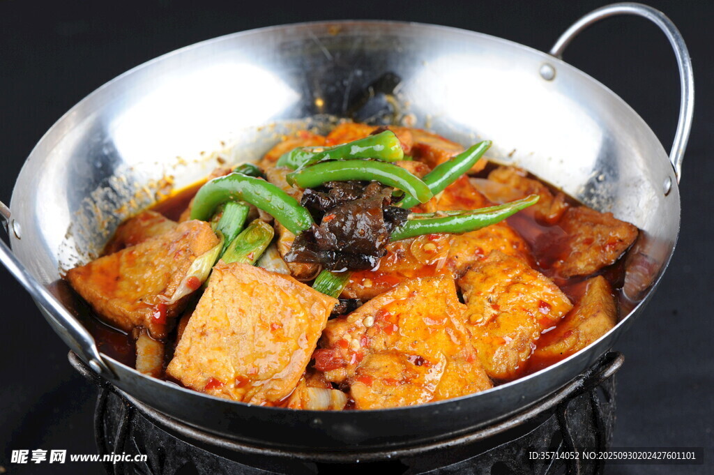 香辣美味豆腐干锅