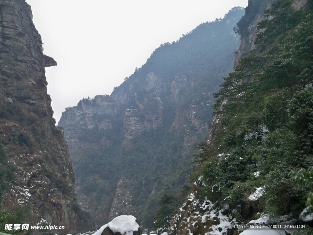 壮丽峡谷风光