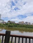 河畔城市风光美景