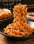 美味劲道的一碗热拉面