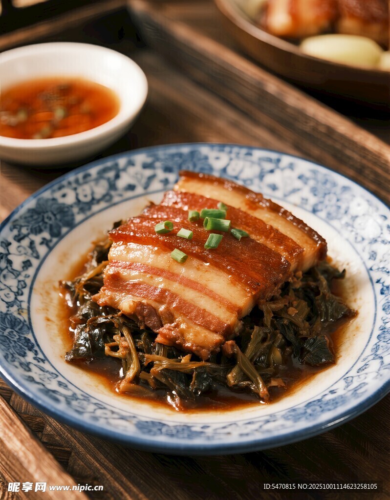 梅菜扣肉传统美味佳肴