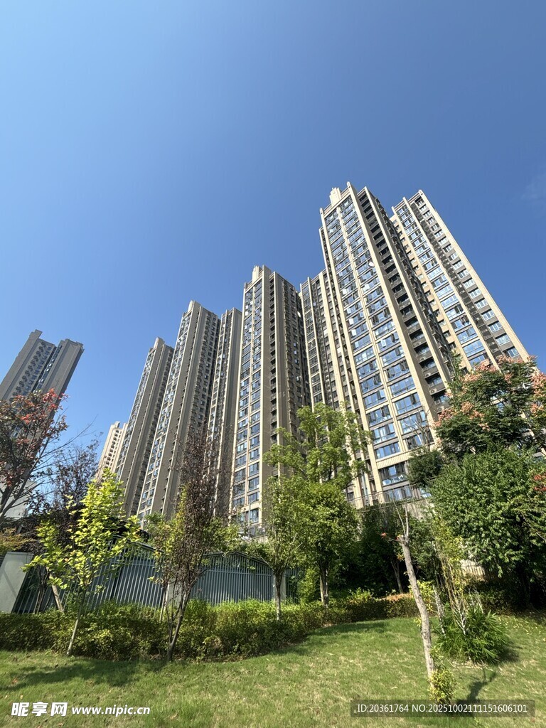高层住宅与绿地景观