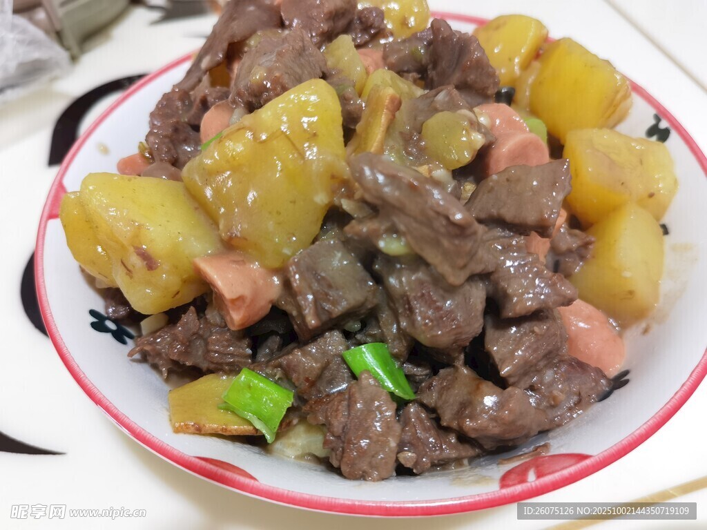 土豆炖牛肉美食特写