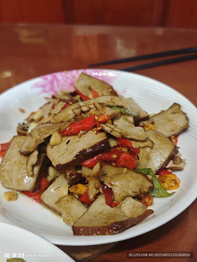 香辣美味炒豆干