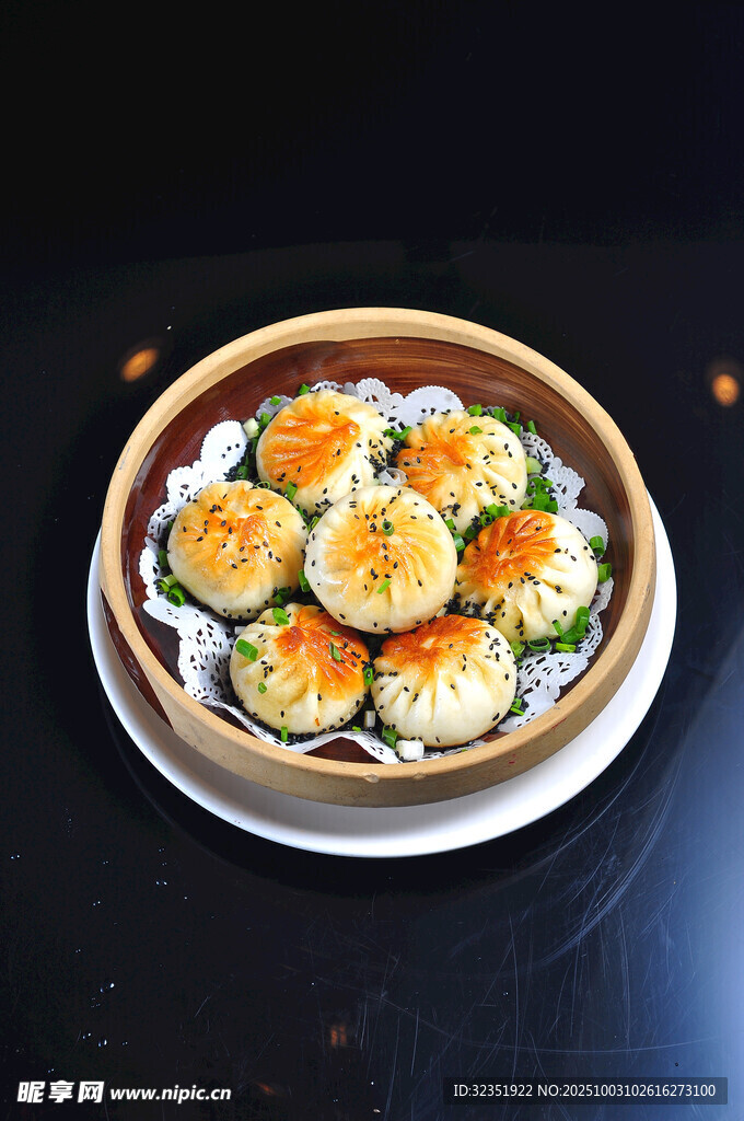 砂锅生煎包