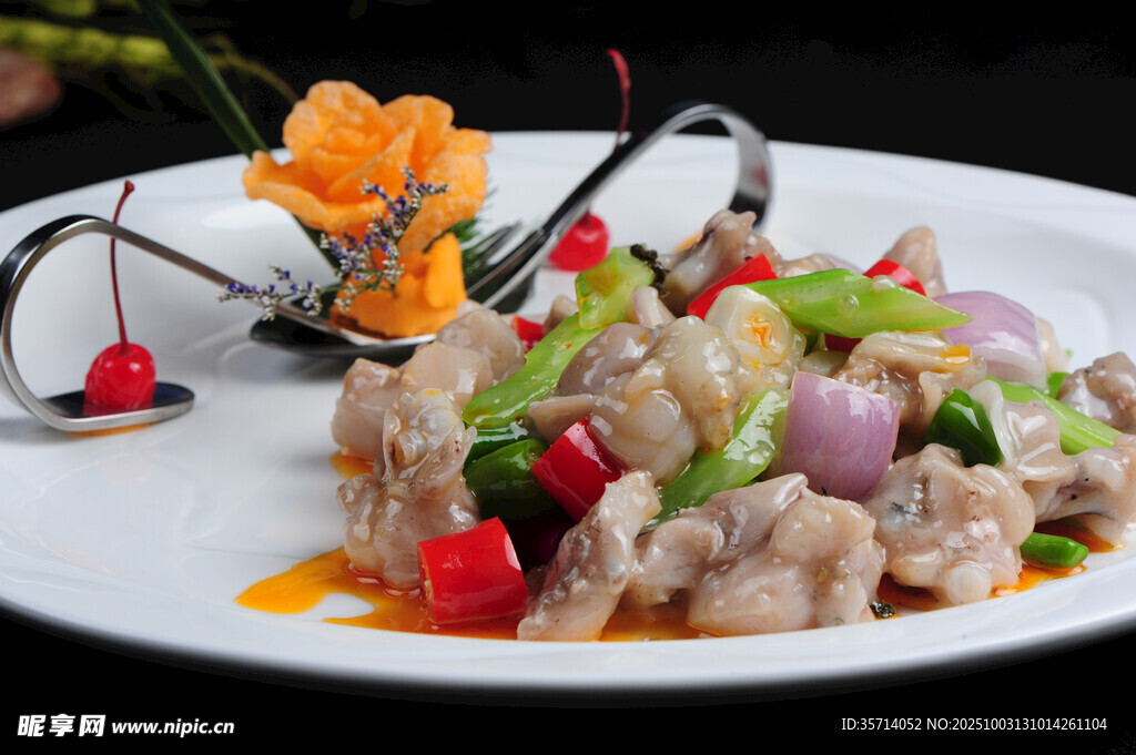 美味小炒肉摆盘精致