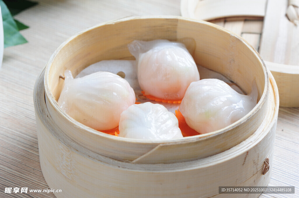 美味鲜虾饺晶莹剔透