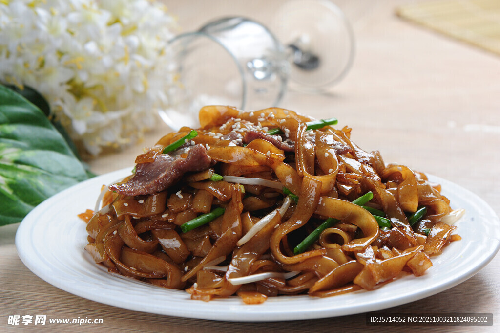 美味牛肉炒河粉
