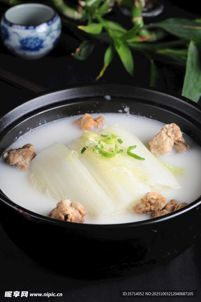 萝卜肉丸汤暖心又暖胃