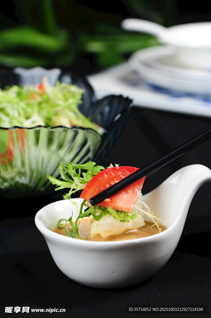 精致小碗美食清新搭配