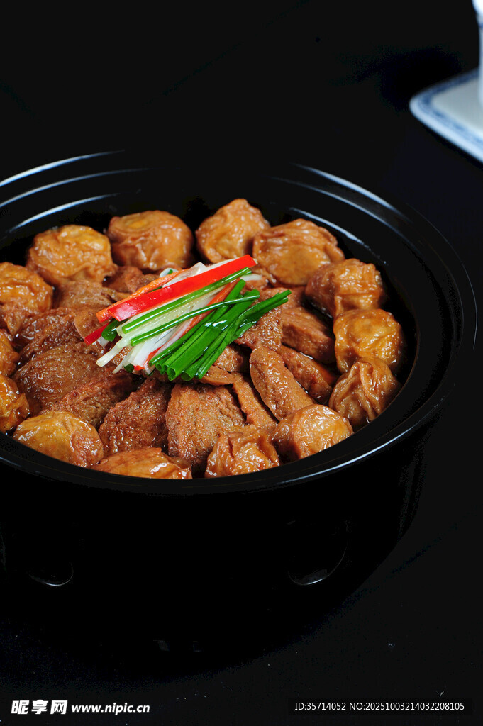 砂锅肉丸