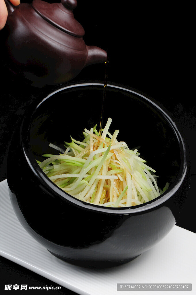 清爽凉拌豆芽菜