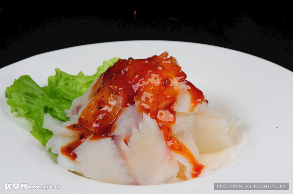 红油浇汁虾肉美食