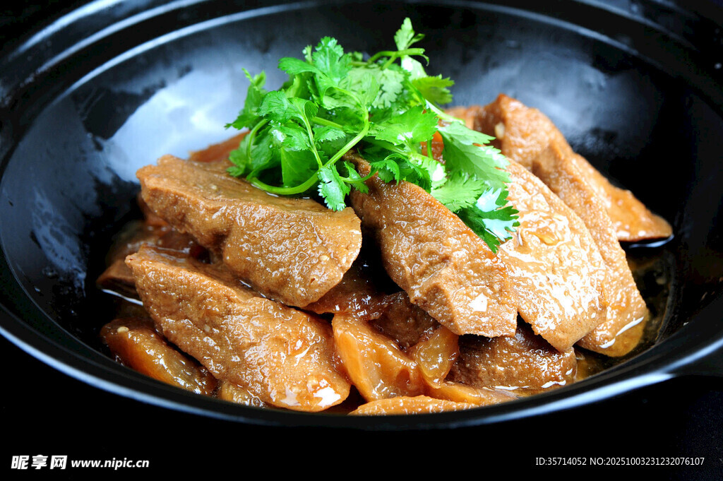 砂锅卤味豆腐