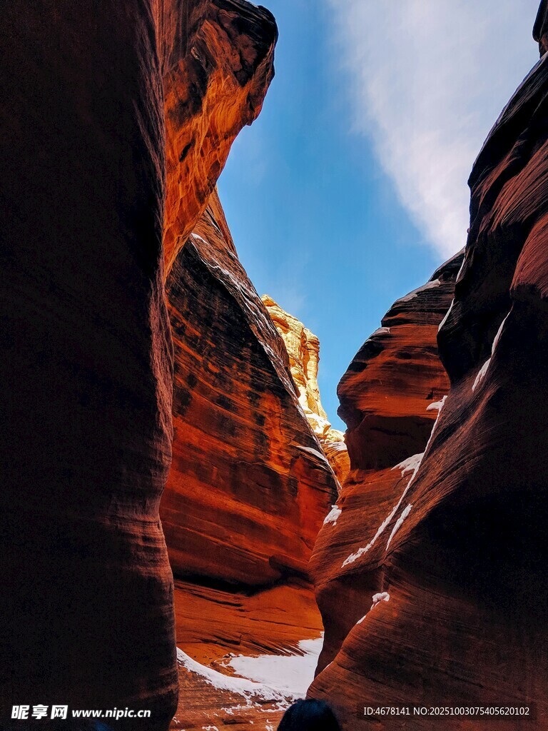 峡谷壮丽风光