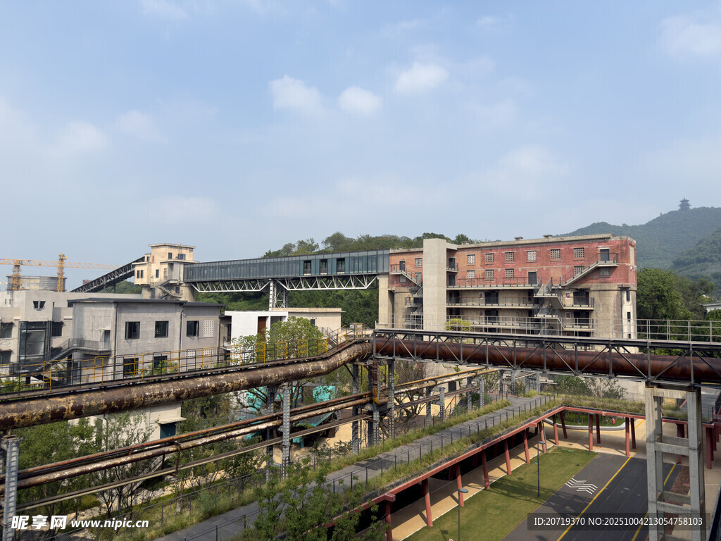 老旧工业建筑群