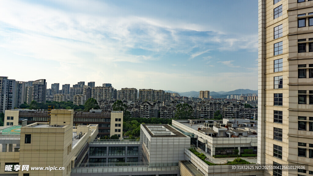 城市高楼景观俯瞰视角