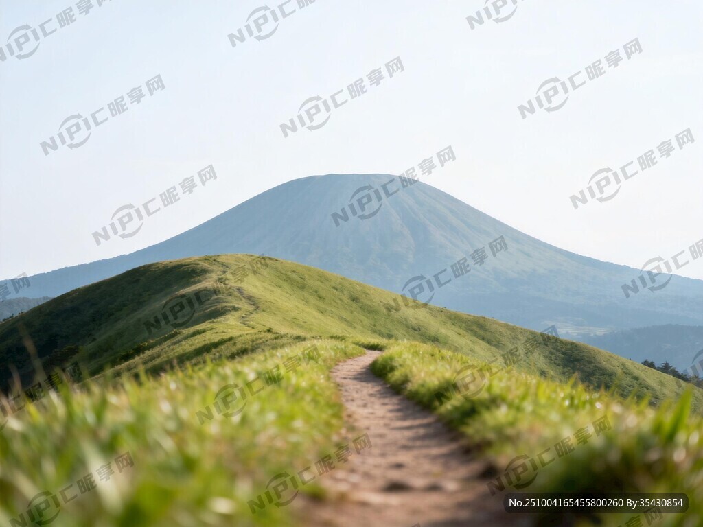 摄影图片 前面横过的一条山