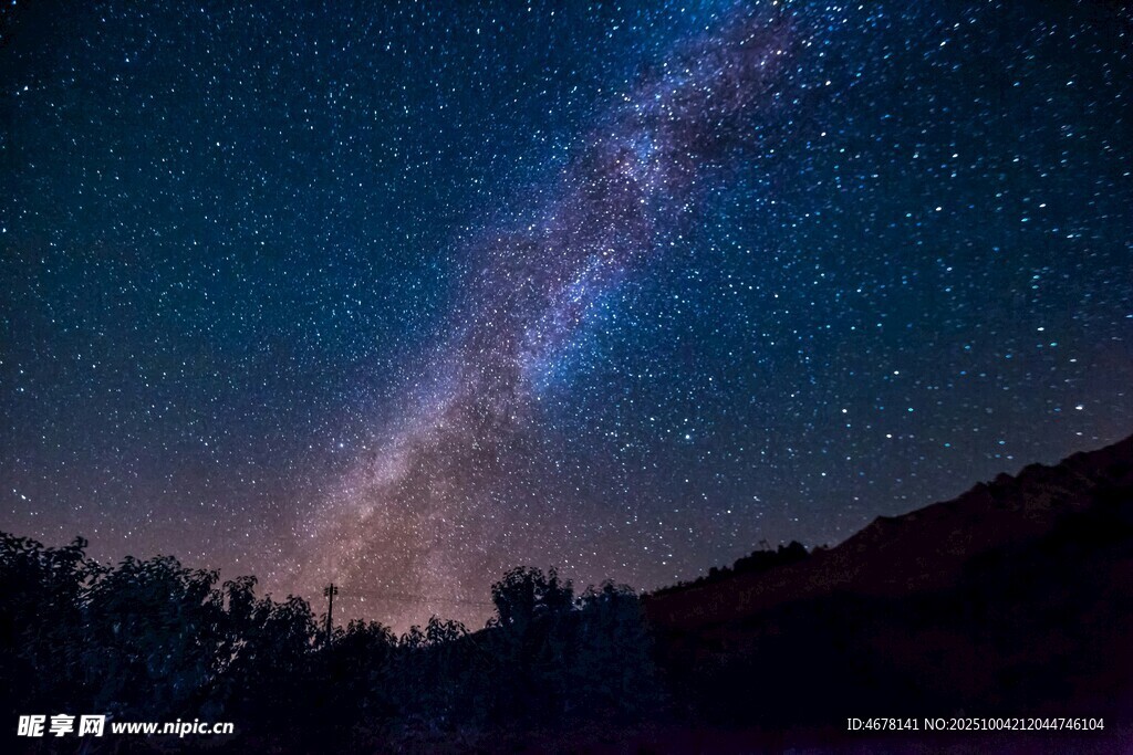 夜空下的璀璨星河