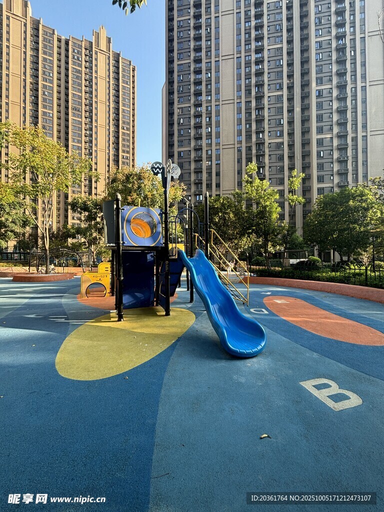 小区儿童游乐场设施