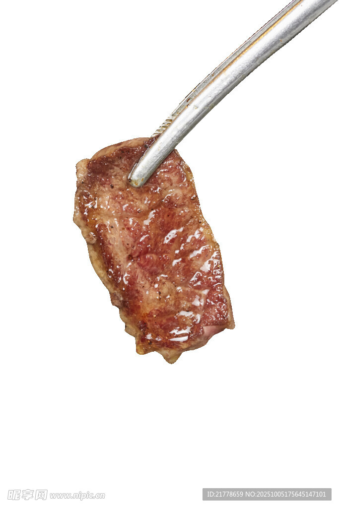 叉子上的美味牛肉块