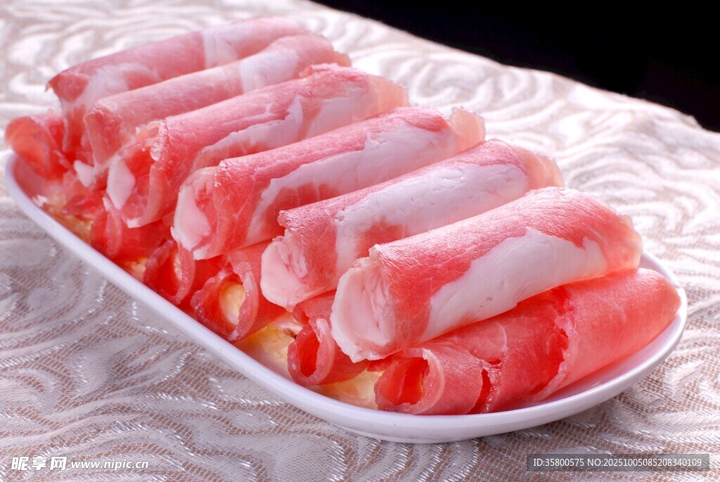新鲜美味的牛肉卷