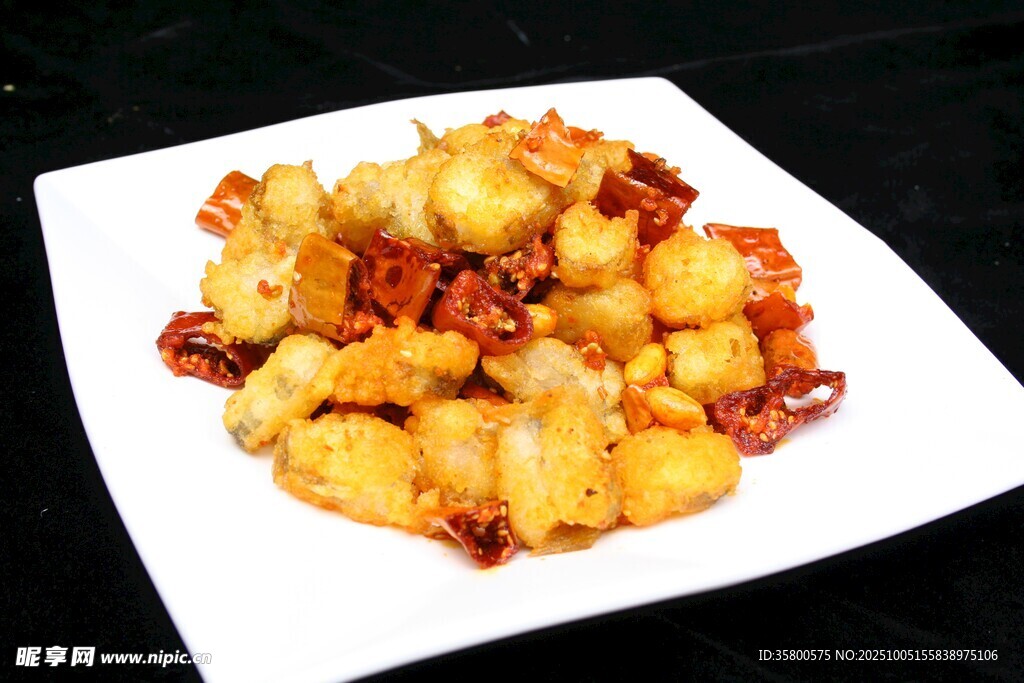 香辣鱿鱼炒土豆块