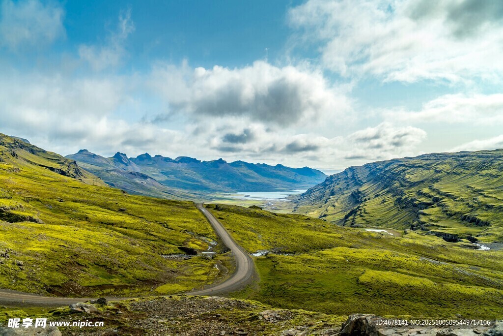 山间公路美景