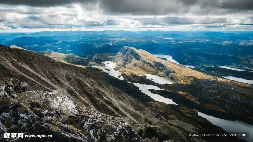 壮丽高山景观