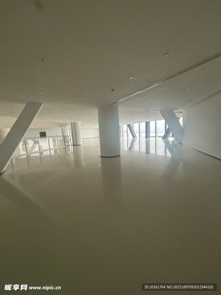 空旷现代室内空间场景