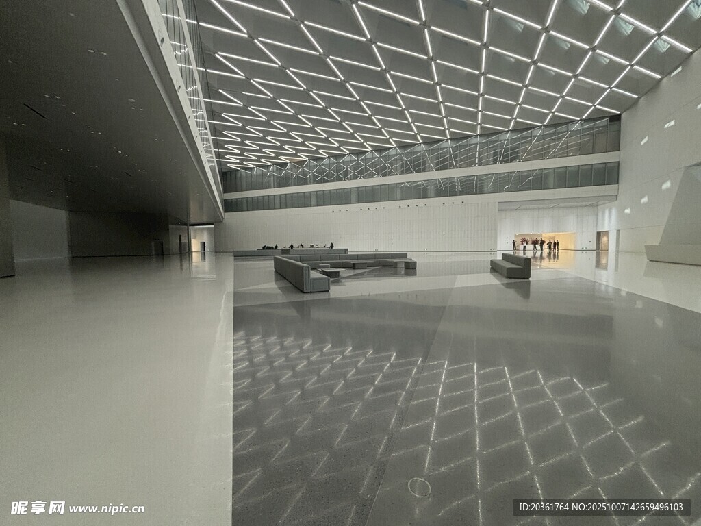 现代简约空旷室内空间