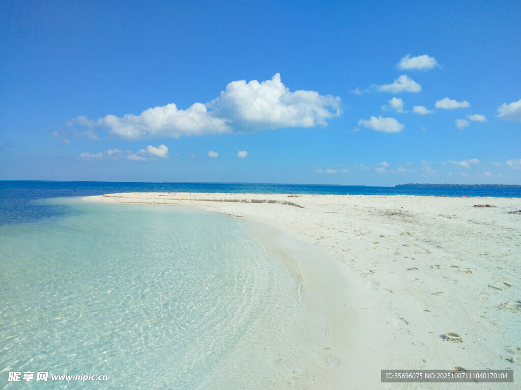 美丽海岛沙滩海景风光