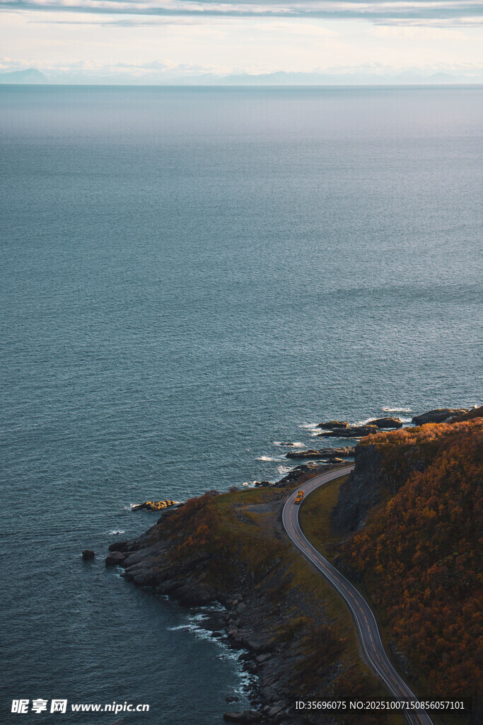 海岸公路秋色美景