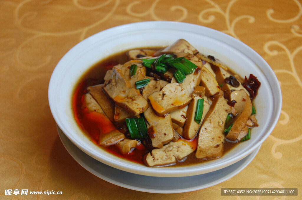 家常豆腐煲