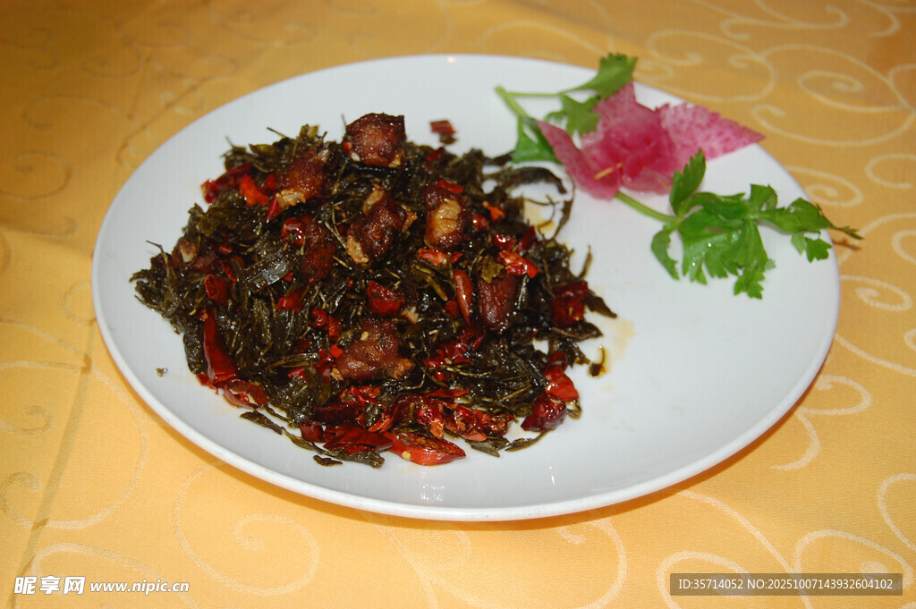 美味香辣牛肉粒