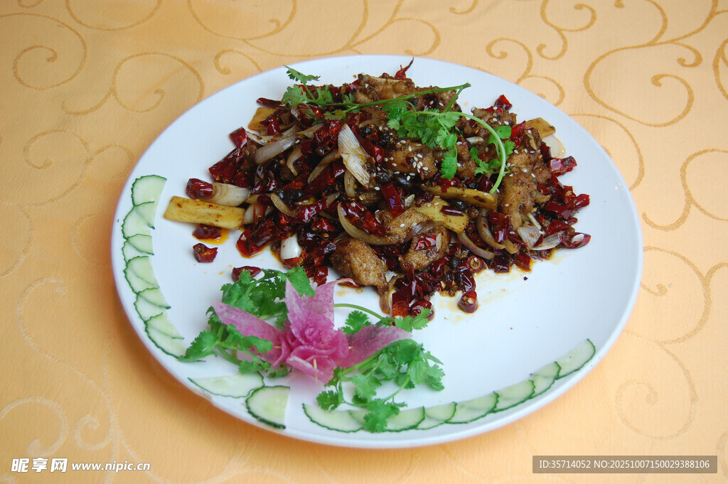 香辣美味的特色炒菜