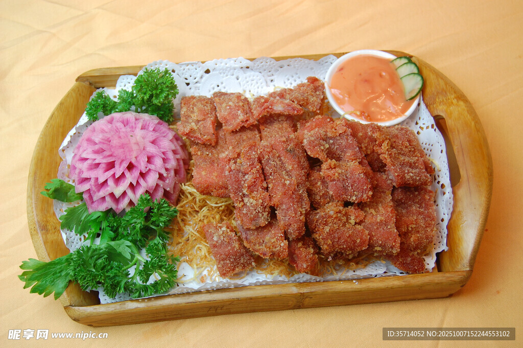 美味烤肉摆盘精致