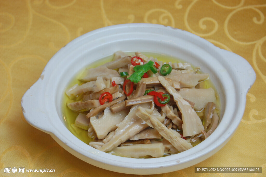 砂锅香卤豆腐皮