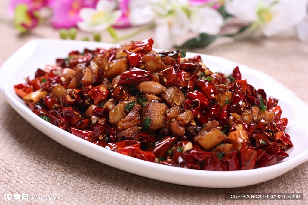 香辣可口的美味辣子鸡丁
