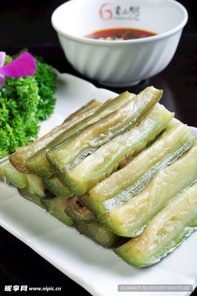 美味凉拌黄瓜卷