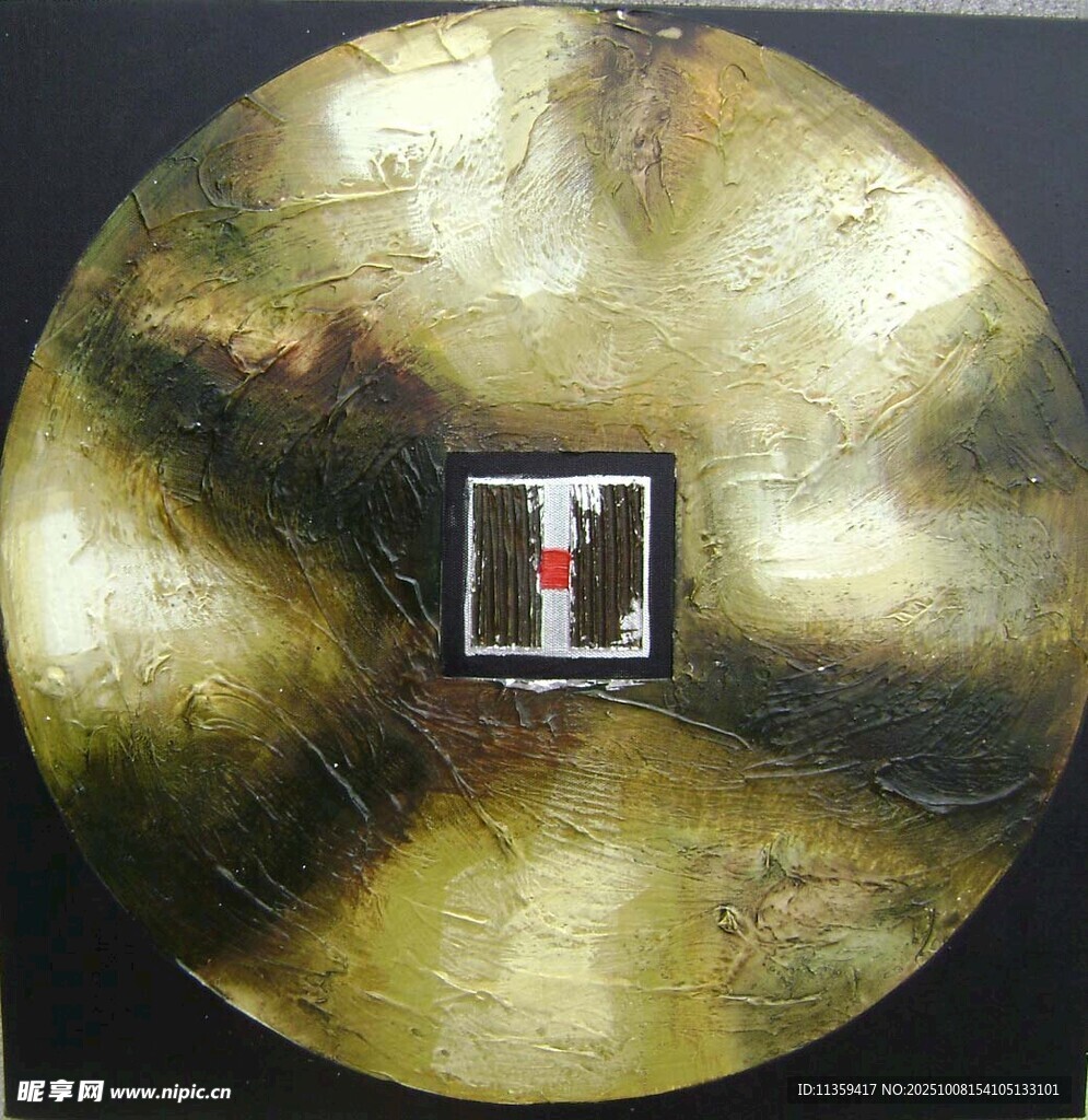 金色金属质感圆盘装饰