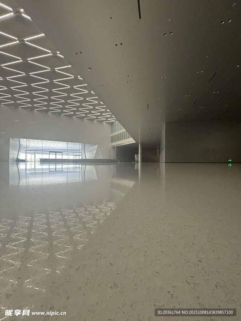 现代空旷室内空间场景