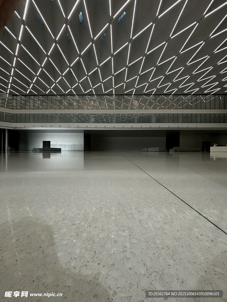 现代空旷室内空间场景